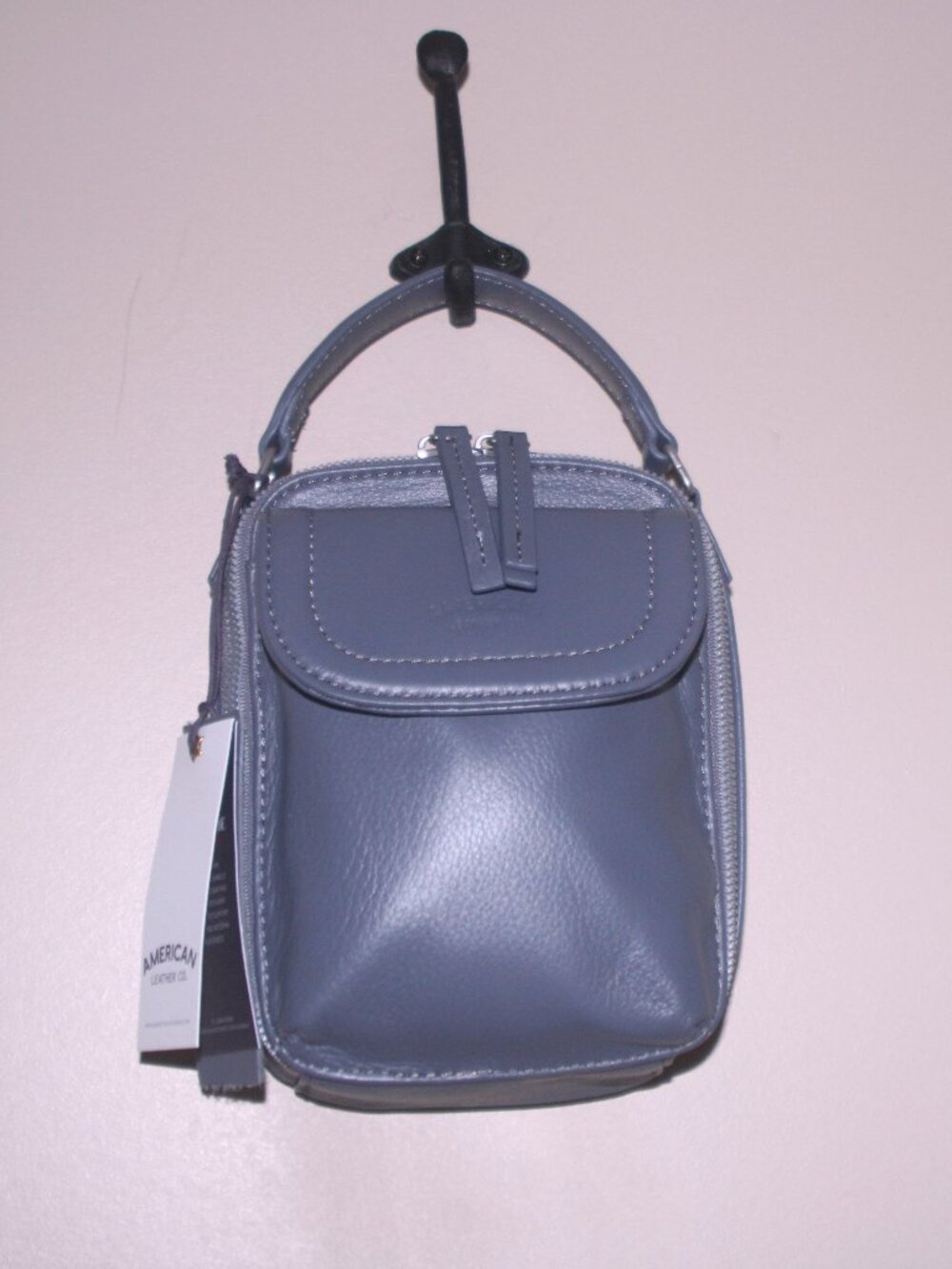 OFF NWT AMERICAN LEATHER CROSSBODY BAG - SOFT BLUE INK